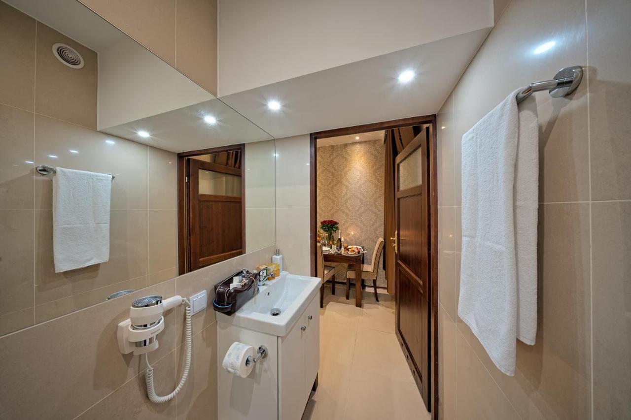 Villa La Val, Apartamenty Walbrzych Wałbrzych Exterior foto